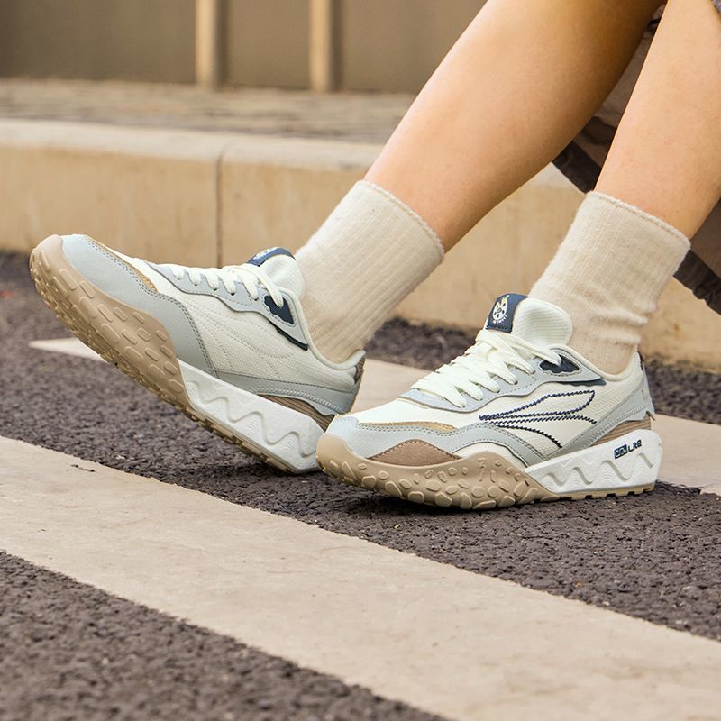 361°酥饼2.0女鞋87.51元抢